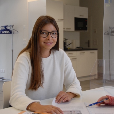 Foto einer Schülerin des fit4school-Lern- und Coachingcenters Zug