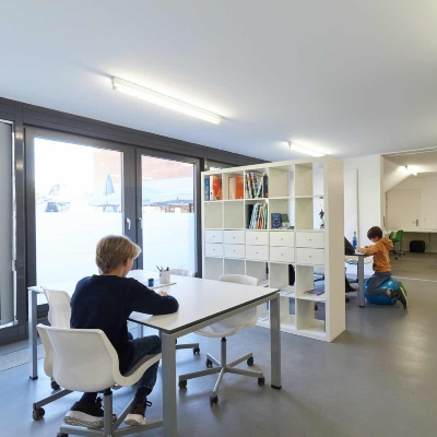 Foto eines Lernbereichs im fit4school-Lern- und Coachingcenter Binningen