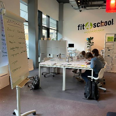 Foto eines Lernbereichs im im fit4school-Lern- und Coachingcenter in Oerlikon